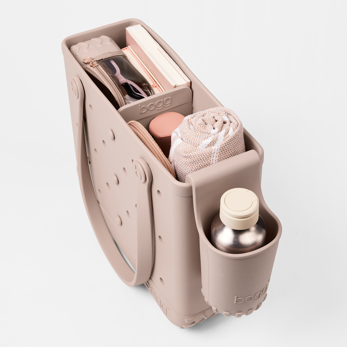 cloudinary__boggbag-ecom__image__upload__BABY_R_FA26_SSL_074_SHOT-002-BABY02_MSH01_20121001_1305_20521001_1305_20621001_1305_0063_V1_SQUARE__cld.png